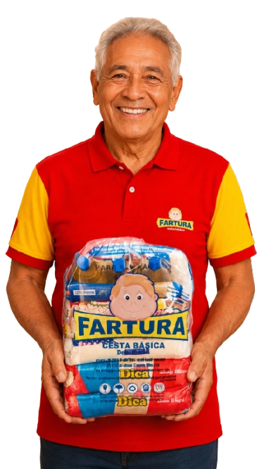 Colaborador da Fartura com cesta básica